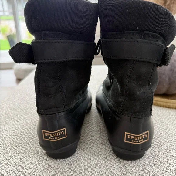 Sperry Black Ankle Duck Boots - Picture 1 of 4